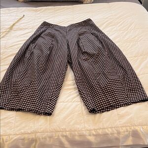 Lilith Culotte— Black  and light rose Checkered Cropped